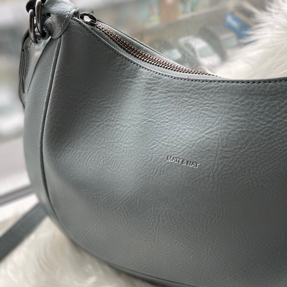 Blue Matt & Nat Purse with Silver Hardware.